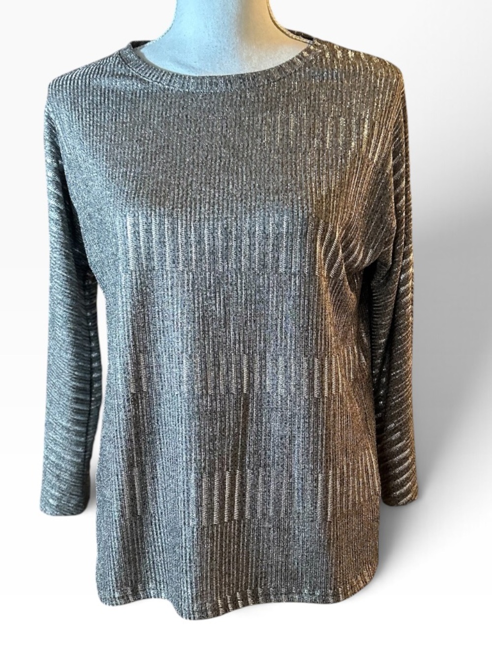 Chico's Metallic Gray Ribbed Long-Sleeve Top
